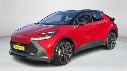 Occasion Toyota C-HR 140 PK (102 kW) 2025 SUV
