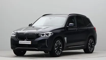 Zwart Occasion 2021 BMW iX3 Executive SUV | € 32.950 (Goede deal)