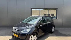 Zwart Gebruikt 2015 VW up! move up! Hatchback | € 4.950 (Goede deal)