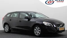 Zwart Gebruikt 2012 Volvo V60 Kinetic Stationwagen | € 6.950 (Goede deal)