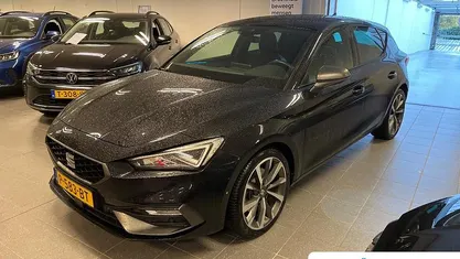 Zwart Gebruikt 2021 Seat Leon FR Hatchback | € 22.895 (Eerlijke prijs)