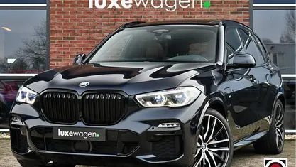 Zwart Occasion 2021 BMW X5 M Sport SUV | € 56.900 (Eerlijke prijs)