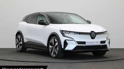 Wit Nieuw 2025 Renault Megane E-Tech Komfort Hatchback | € 36.595 (Eerlijke prijs)