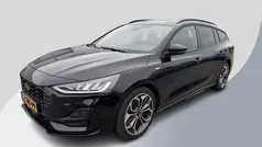 Zwart Gebruikt 2024 Ford Focus ST-Line X Stationwagen | € 26.800 (Eerlijke prijs)