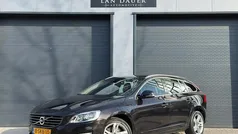 Zwart Gebruikt 2013 Volvo V60 Summum Stationwagen | € 8.750 (Eerlijke prijs)