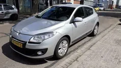 Grijs Gebruikt 2012 Renault Mégane III Expression+ Hatchback | € 4.750 (Eerlijke prijs)