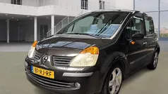Gebruikt 2005 Renault Modus Luxe MPV | € 3.350 (Eerlijke prijs)