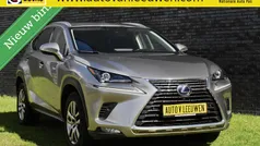 Grijs Gebruikt 2019 Lexus NX300h Luxury Line SUV | € 28.920 (Goede deal)