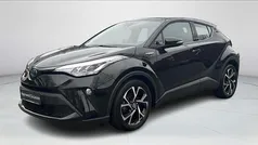 Zwart Gebruikt 2021 Toyota C-HR SUV | € 24.949 (Eerlijke prijs)
