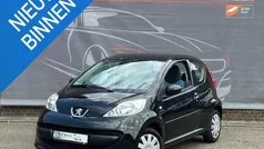 Zwart Gebruikt 2009 Peugeot 107 Hatchback | € 2.849 (Eerlijke prijs)