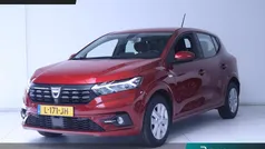 Rood Gebruikt 2021 Dacia Sandero Essentiel Hatchback | € 13.540 (Goede deal)