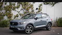 Grijs Gebruikt 2022 Volvo XC40 R-Design SUV | € 33.694 (Eerlijke prijs)