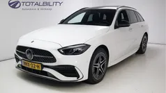 Wit Gebruikt 2022 Mercedes E300 AMG line Stationwagen | € 44.950 (Eerlijke prijs)