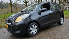 Gebruikt 2010 Toyota Yaris Hatchback | € 2.950 (Eerlijke prijs)