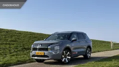Gebruikt 2025 Mitsubishi Outlander P-HEV Instyle SUV | € 58.990 (Eerlijke prijs)