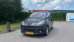 Zwart Gebruikt 2006 Peugeot 1007 Hatchback | € 2.250 (Eerlijke prijs)