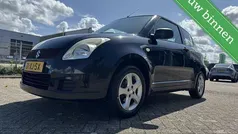 Zwart Gebruikt 2007 Suzuki Swift Hatchback | € 4.650 (Eerlijke prijs)