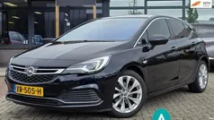Blauw Gebruikt 2019 Opel Astra Business Hatchback | € 14.950 (Super prijs)