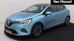 Blauw Gebruikt 2020 Renault Clio V Zen Hatchback | € 12.935 (Eerlijke prijs)