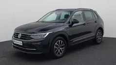 Gebruikt 2021 VW Tiguan Life SUV | € 31.740 (Eerlijke prijs)