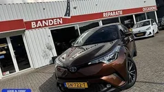 Bruin Gebruikt 2018 Toyota C-HR Style SUV | € 21.950 (Eerlijke prijs)