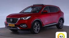 Rood, metallic lak Gebruikt 2022 MG EHS Luxury SUV | € 21.645 (Eerlijke prijs)