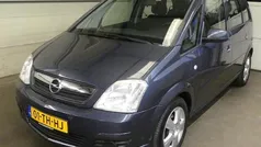 Grijs Gebruikt 2006 Opel Meriva Enjoy MPV | € 1.945 (Eerlijke prijs)