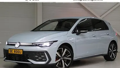 Blauw Gebruikt 2025 VW Golf VIII GTE Hatchback | € 39.950 (Goede deal)