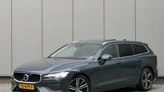 Gebruikt 2018 Volvo V60 Momentum Stationwagen | € 28.999 (Eerlijke prijs)