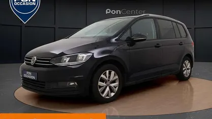 Zwart Occasion 2019 VW Touran Comfortline MPV | € 25.950 (Eerlijke prijs)