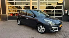 Gebruikt 2009 Renault Scénic III Dynamique MPV | € 3.450 (Eerlijke prijs)