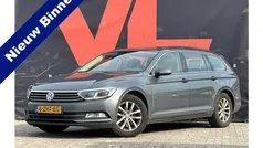 Grijs, metallic lak Gebruikt 2014 VW Passat Comfortline Stationwagen | € 9.748 (Eerlijke prijs)