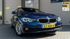 Blauw Gebruikt 2017 BMW 318 Executive Sedan | € 10.950 (Eerlijke prijs)