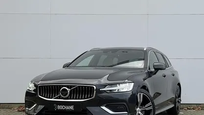 Grijs Occasion 2019 Volvo V60 Inscription Stationwagen | € 27.745 (Eerlijke prijs)