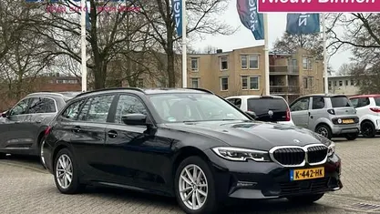 Gebruikt 2021 BMW 330 Comfort Edition Stationwagen | € 23.840 (Super prijs)