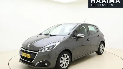 Zwart Occasion 2019 Peugeot 208 Active Hatchback | € 9.950 (Eerlijke prijs)