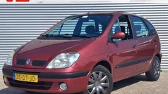 Rood Gebruikt 2000 Renault Scénic MPV | € 1.248 (Eerlijke prijs)
