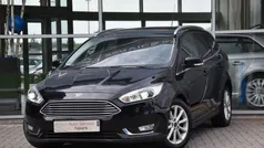 Zwart, metallic lak Gebruikt 2015 Ford Focus Titanium Stationwagen | € 7.950 (Eerlijke prijs)