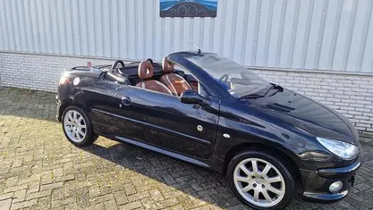 Occasion 2006 Peugeot 206 CC Roland Garros Cabriolet | € 1.999 (Eerlijke prijs)