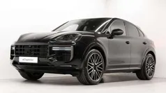 Zwart Nieuw 2025 Porsche Cayenne Turbo E-Hybrid SUV | € 244.580 (Super prijs)