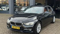 Zwart Gebruikt 2016 BMW 330 Sedan | € 13.250 (Eerlijke prijs)