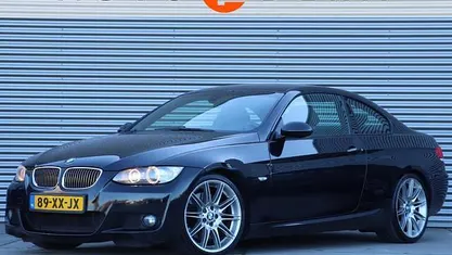 Gebruikt 2007 BMW 330 Executive Coupé | € 9.950 (Eerlijke prijs)