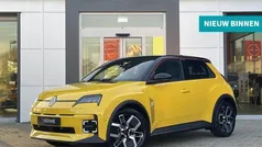 Gebruikt 2024 Renault R5 Iconic Hatchback | € 31.900 (Eerlijke prijs)