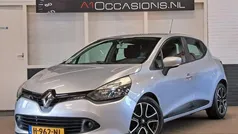 Grijs, metallic lak Gebruikt 2012 Renault Clio IV Dynamique Hatchback | € 5.495 (Eerlijke prijs)
