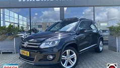 Zwart Gebruikt 2015 VW Tiguan R-line Edition SUV | € 13.950 (Eerlijke prijs)