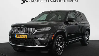 Zwart Nieuw 2025 Jeep Grand Cherokee Summit SUV | € 80.885 (Eerlijke prijs)