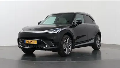 Zwart, metallic lak Gebruikt 2024 Smart #1 Edition #1 SUV | € 28.850 (Eerlijke prijs)