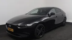 Gebruikt 2022 Mazda 3 Sportive Hatchback | € 25.750 (Eerlijke prijs)