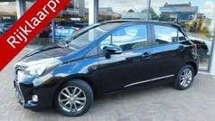 Gebruikt 2016 Toyota Yaris Design Hatchback | € 12.400 (Eerlijke prijs)