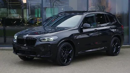 Zwart Gebruikt 2023 BMW X3 M Sport SUV | € 52.750 (Eerlijke prijs)